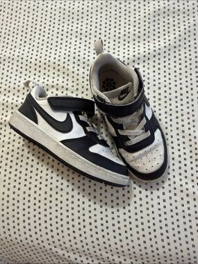 Toddler Nike Court borough